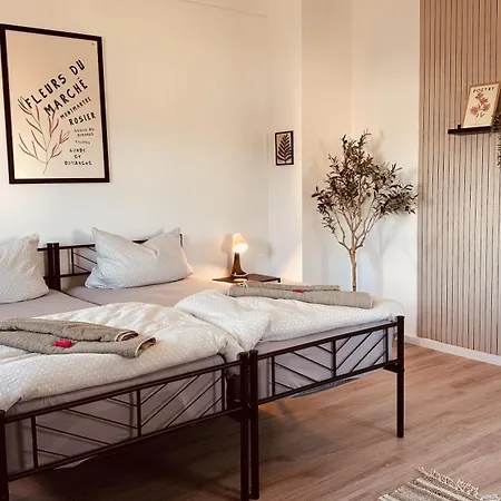 Apartment Mit Netflix - Parken - Kueche - Bad Weiden in der Oberpfalz Exterior foto